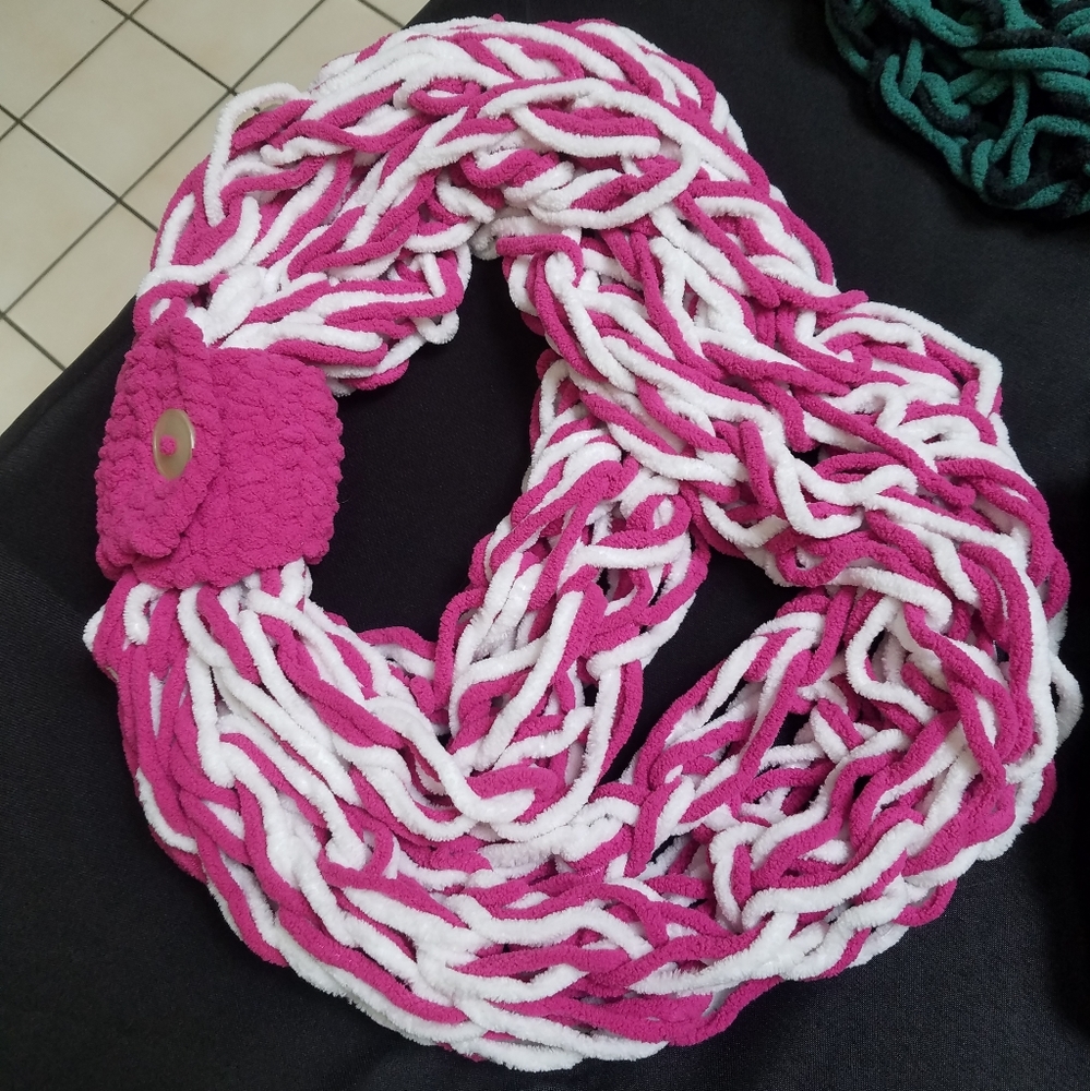 NEW- Handmade Infinity Scarves with Crocheted Button Cuff - Picture 4 of 11